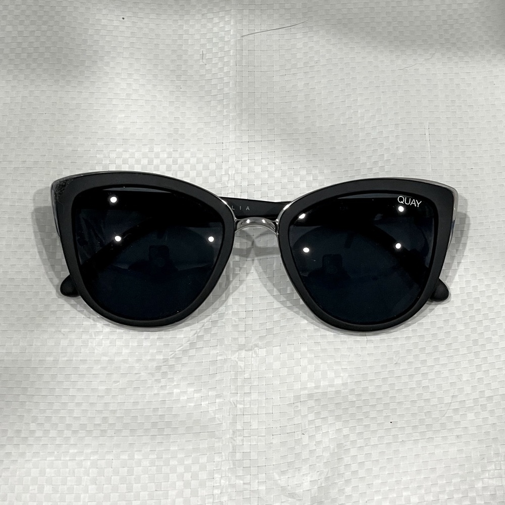 Quay Australia cat eye sunglasses 🕶️